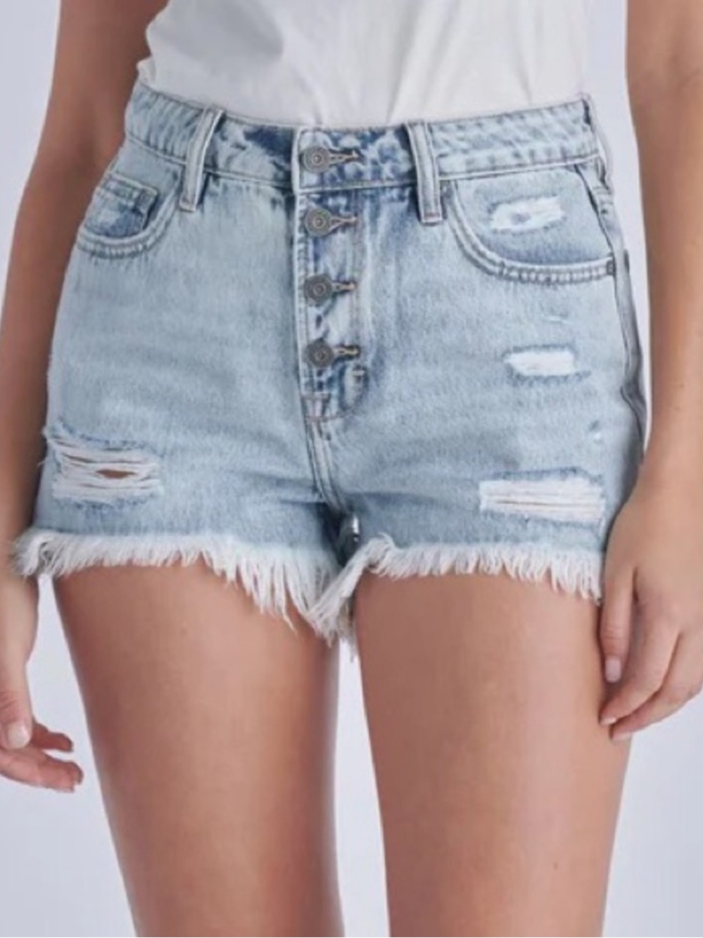 Hidden Jeans Sofie Light Wash Distressed High Waist Shorts 💕
